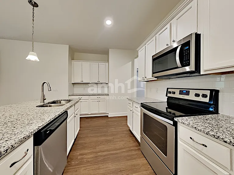 6001 Trailwater Aly — Photo 4