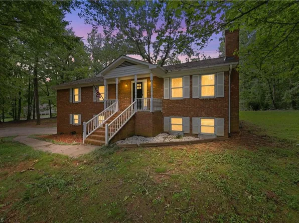 3707 Welcome Arcadia Rd, Lexington, NC 27295