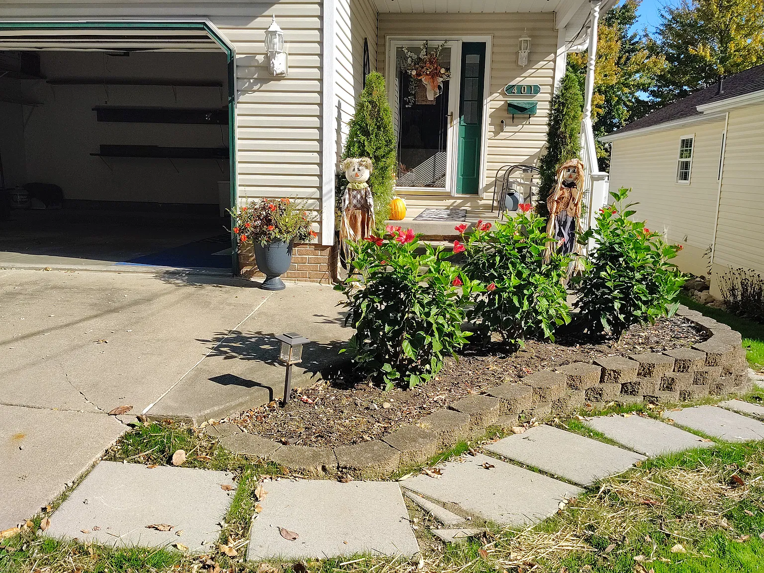 3 bed, 1164 sqft, $1,650 — Photo 1