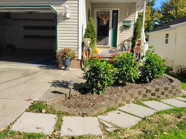 401 Stevenson Ave #1, Akron, OH 44312