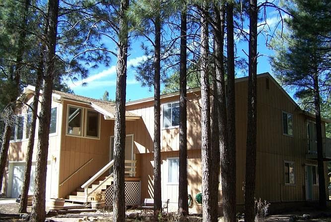 2nd image of 1340 N Indian Springs Ln