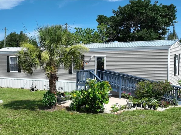 4976 Curlew Dr, Saint James City, FL 33956