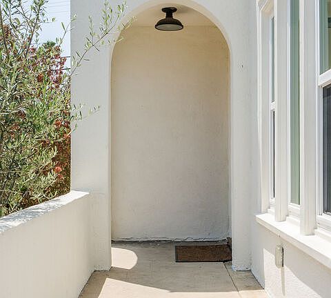 3rd image of 5855 Madden Ave