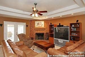 1st image of 417 Quail Hollow Dr