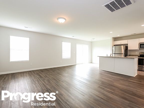 4th image of 439 Pollyanna Dr