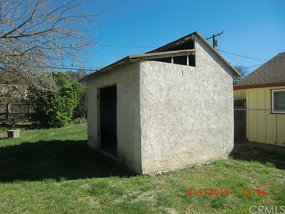 3rd image of 3155 N Crescent Ave