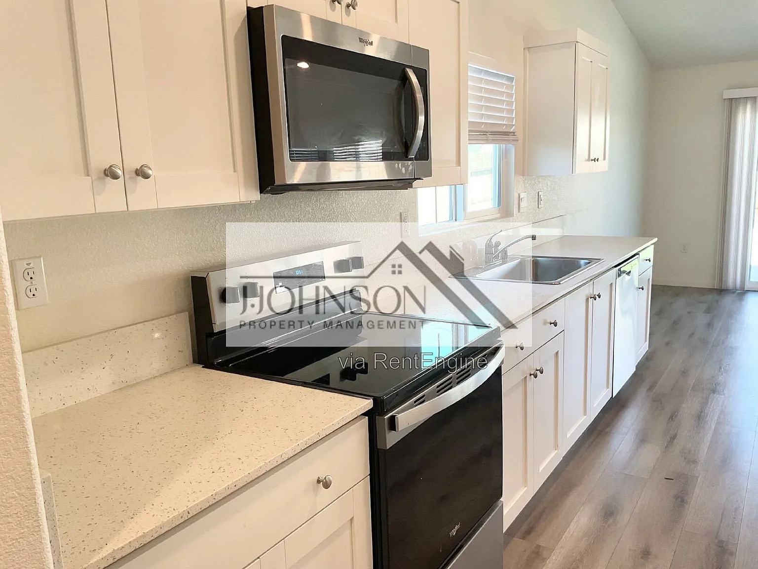 5 bed, 3.0 bath, 2537 sqft, $3,200 — Photo 3