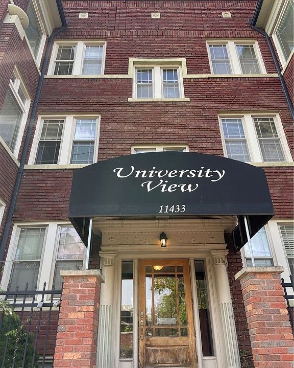 1st image of 11433 Ashbury Ave APT 5