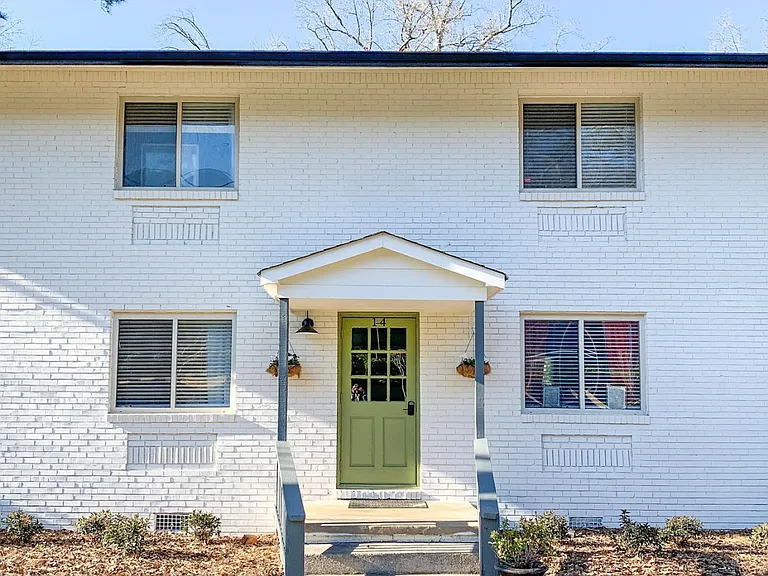 711 Oakview Rd — Photo 18