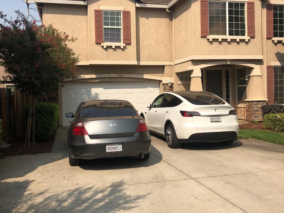 1st image of 4434 Helens Oaks Cir