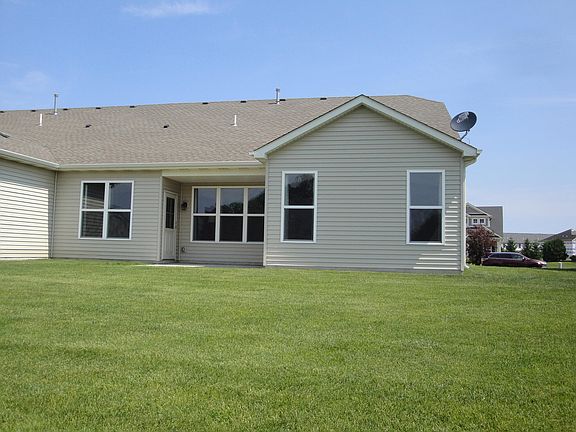 5th image of 9101 Green Meadow Dr
