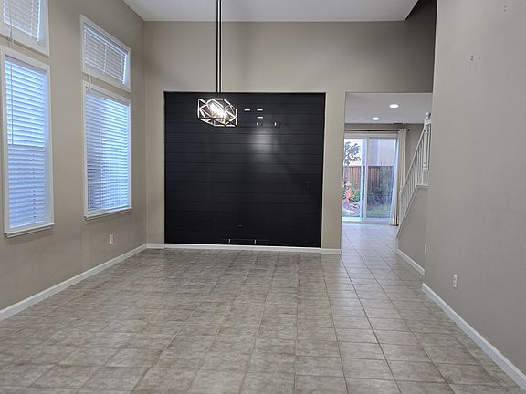 3rd image of 4050 Early Amber Ct