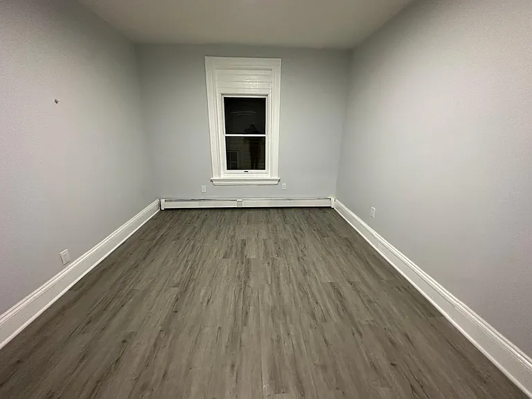 178 Clarence St #2 — Photo 18