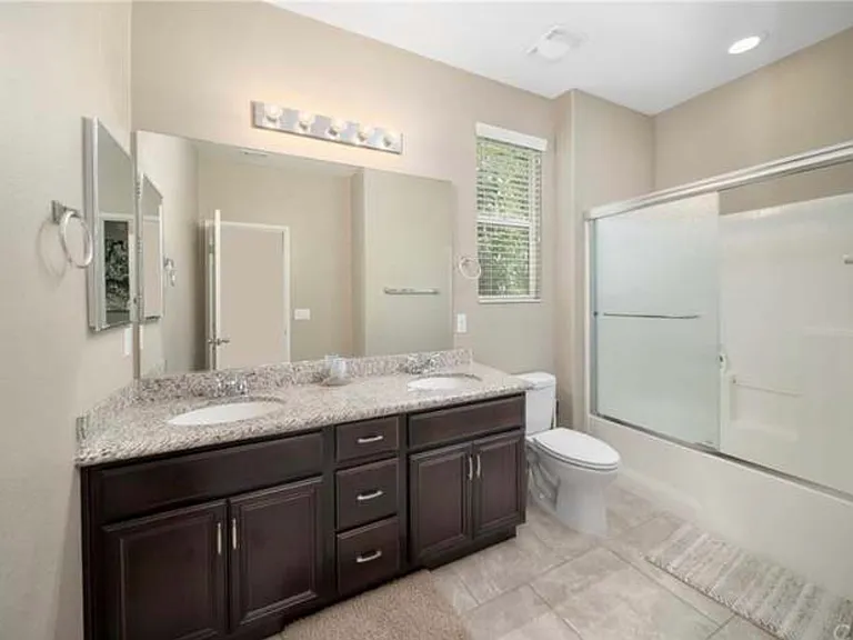 45019 Carla Ct — Photo 13