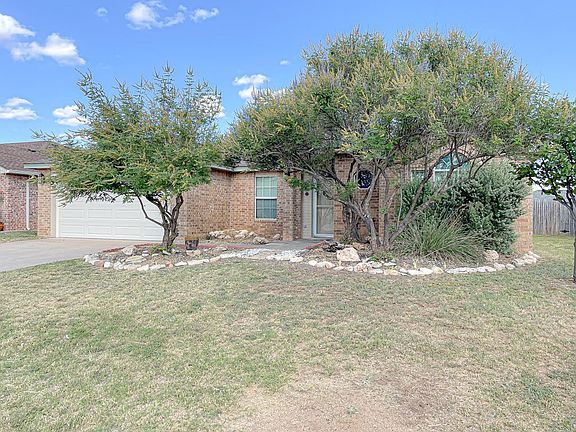 2nd image of 1224 Hugo Ln