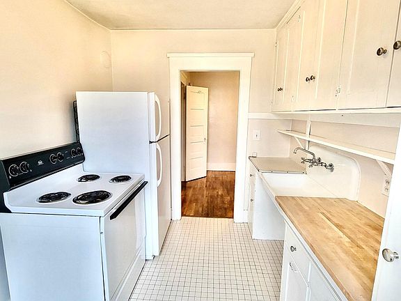 5th image of 901 N M St APT 11