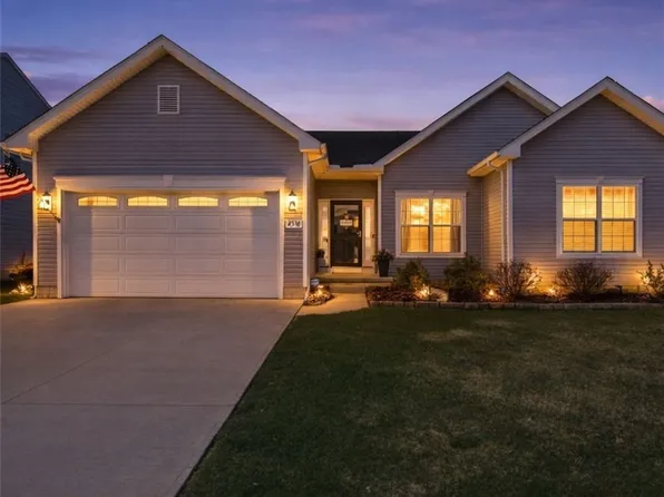 4330 Weathervane Dr, Lorain, OH 44053