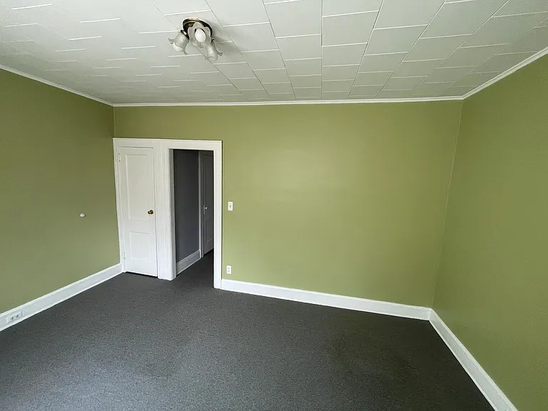 57-60 Cooper Ave #2 — Photo 12