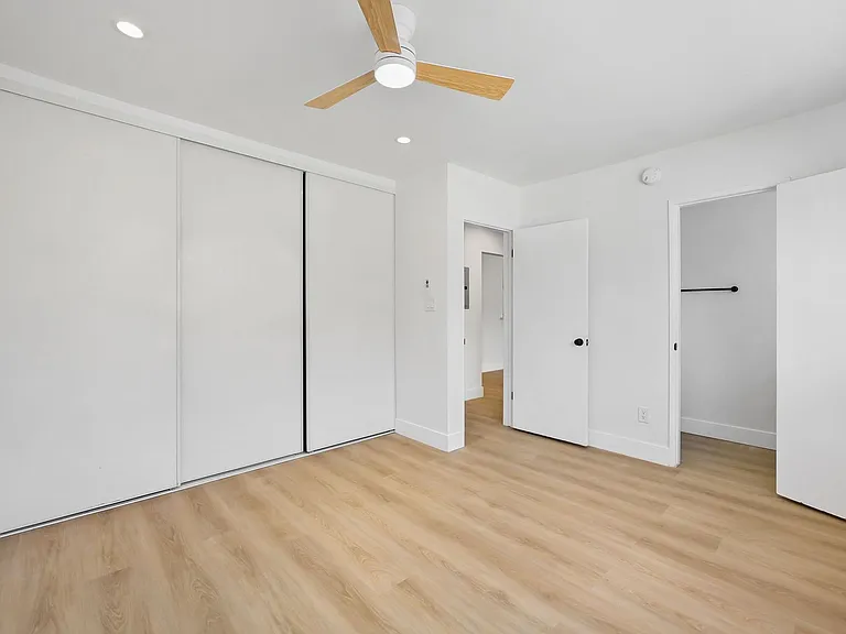 5511 Corteen Pl #7A — Photo 8