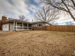 1517 S Garfield St, Junction City, KS 66441