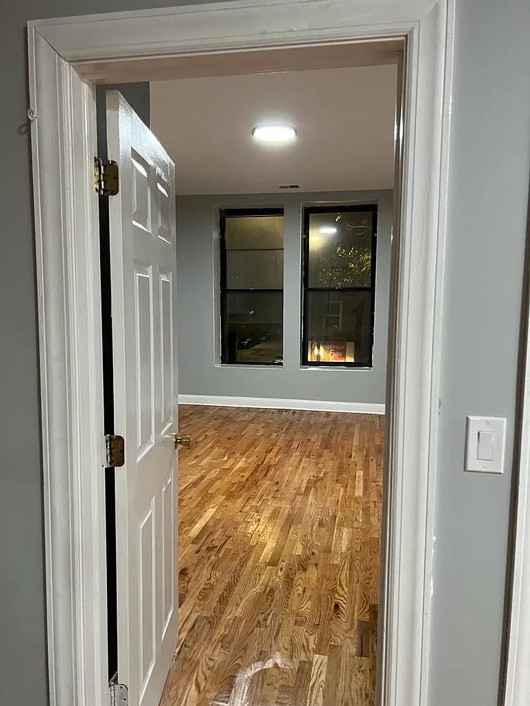 2 bed, 1800 sqft, $3,000 — Photo 3