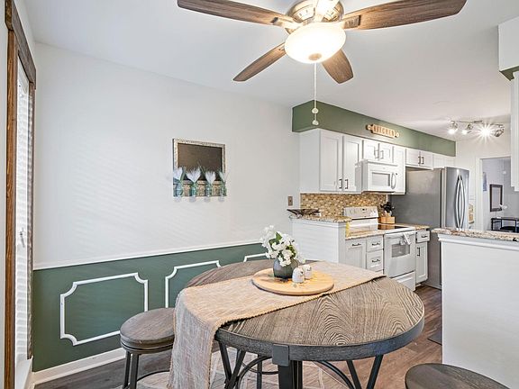 5th image of 10200 Longmont Dr #44