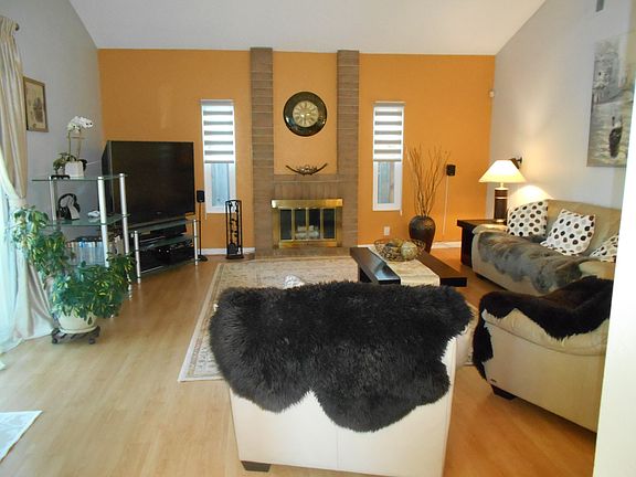 5th image of 4696 Amiens Ave
