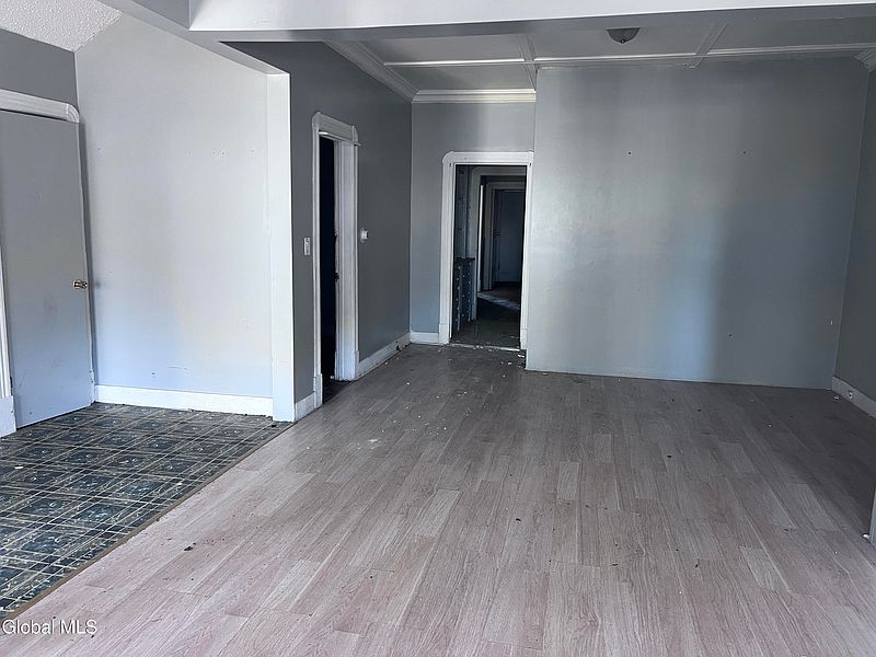 2nd image of 1013 Delamont Avenue