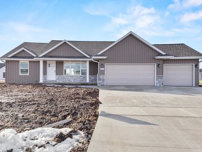 3019 Woodward Way, De Pere, WI, 54115