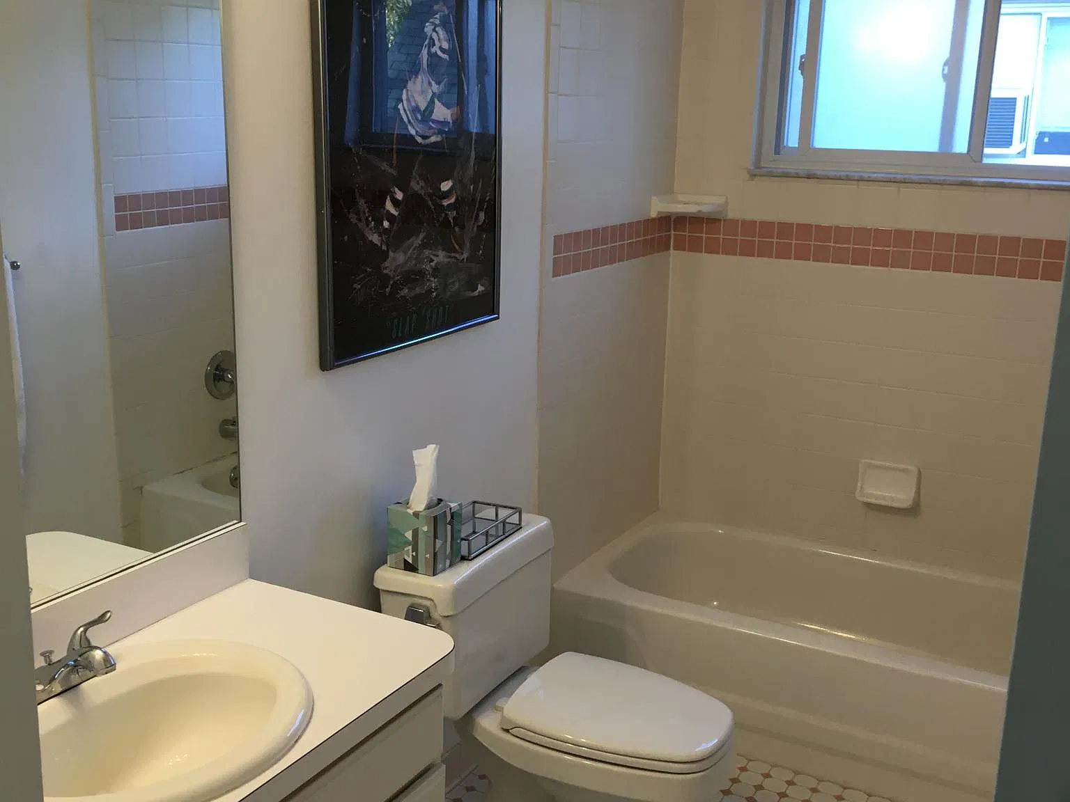 3 bed, 2000 sqft, $2,400 — Photo 4