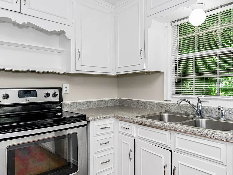 4131EatonSt-7_10222024