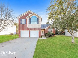 419 Lake Ridge Ln, Fairburn, GA 30213
