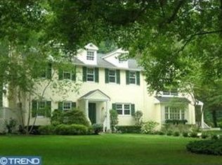808 Potts Ln, Bryn Mawr, PA 19010