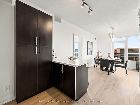5th image of 5 Sheppard Ave E #2825