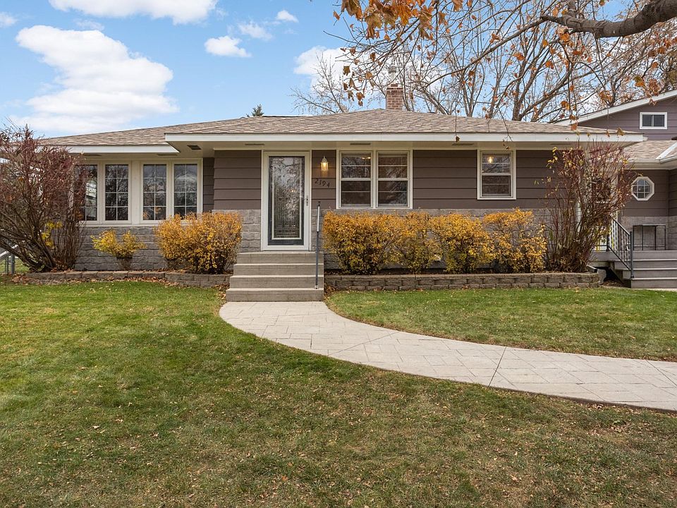 1st image of 2194 Gardenette Dr N