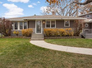 2194 Gardenette Dr N, White Bear Lake, MN 55110