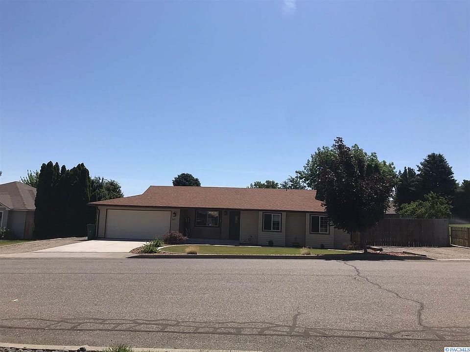 1st image of 3911 S Zillah St