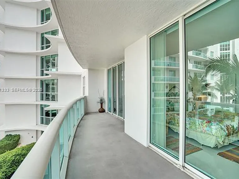7900 Harbor Island Dr #704 — Photo 24