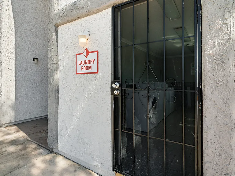 Thunderbird Laundry Room