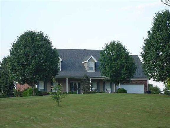 2nd image of 3750 Feathers Chapel Dr