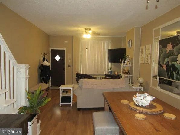 1325 Unity St, Philadelphia, PA 19124