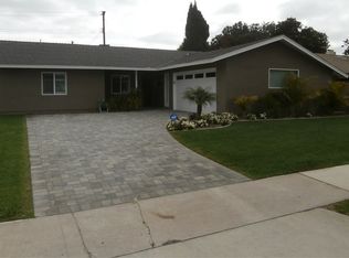 18322 Lisa Ln, Huntington Beach, CA 92646