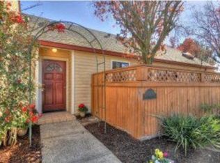 10040 Carmona Ct, Cupertino, CA 95014