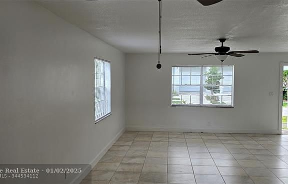 5th image of 2120 SW 18th Ave #B