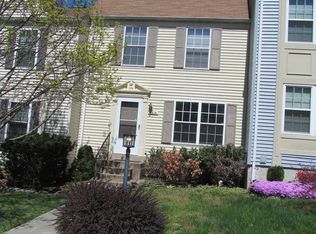 6614 Greenleigh Ln, Alexandria, VA 22315