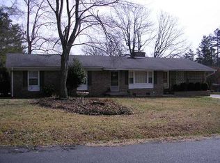 1717 Plantation Cir, Asheboro, NC 27205