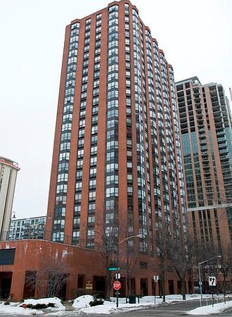 1st image of 899 S Plymouth Ct APT 1702