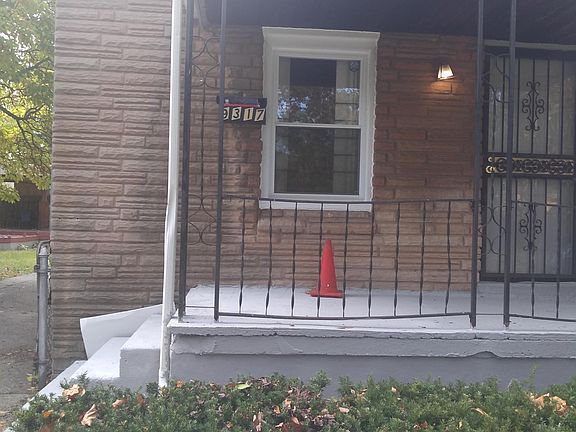 2nd image of 9317 Sussex St