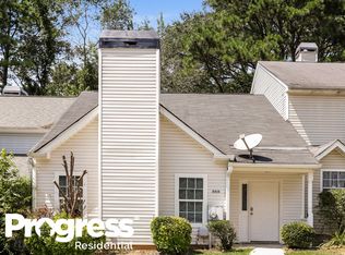 5930 Trent Walk Dr, Lithonia, GA 30038