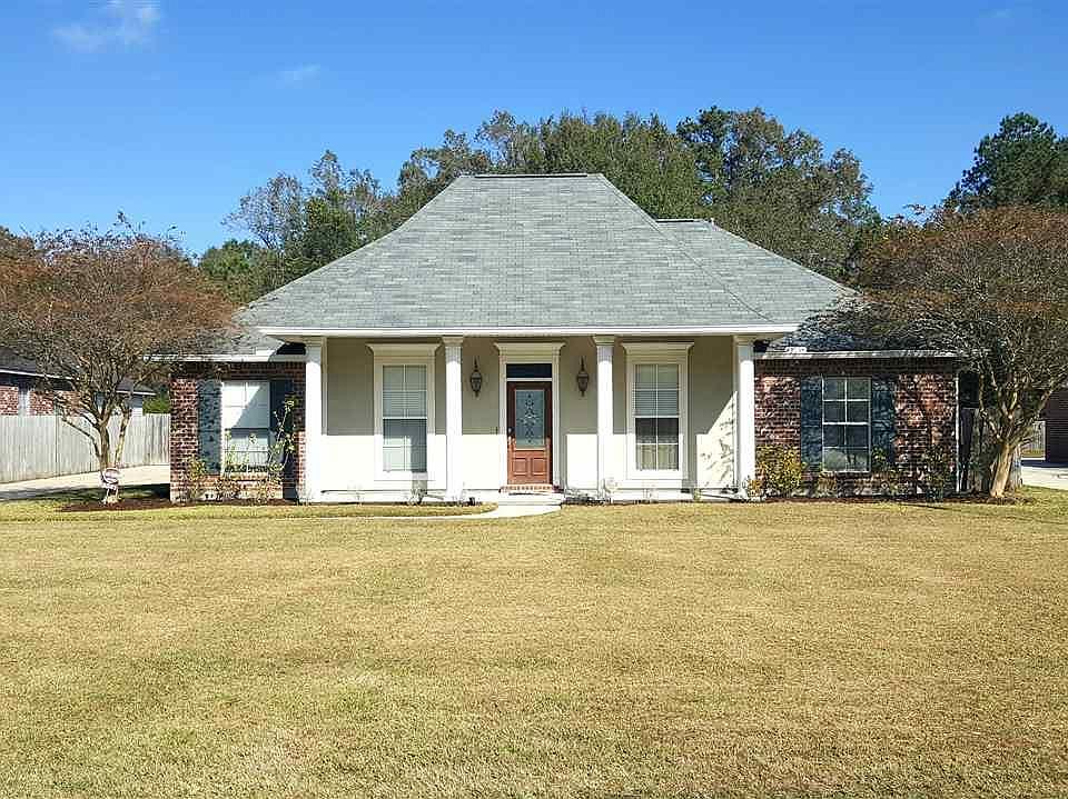 1st image of 8081 Versailles Dr